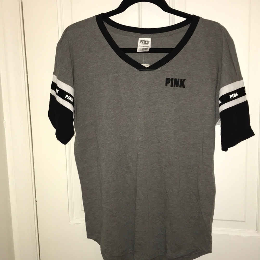 Victoria’s Secret Grey t-shirt. Size XS